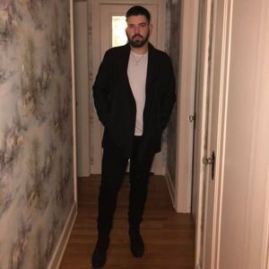 Meet your Posher, Anthony